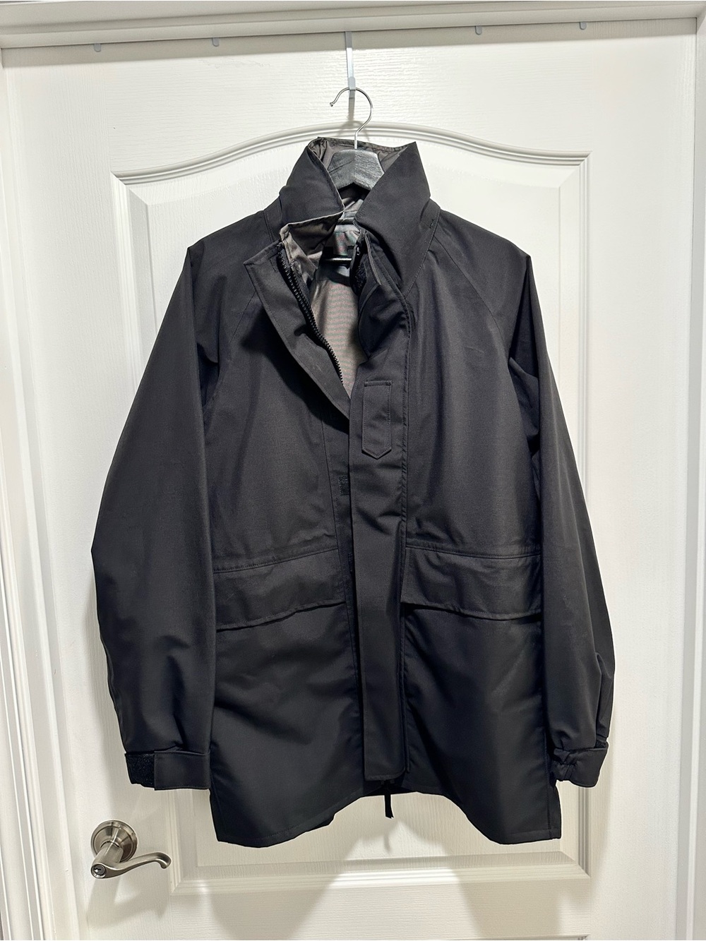 US NAVY ECWCS Black Cold Weather Parka, Size Small Regular - NWOT